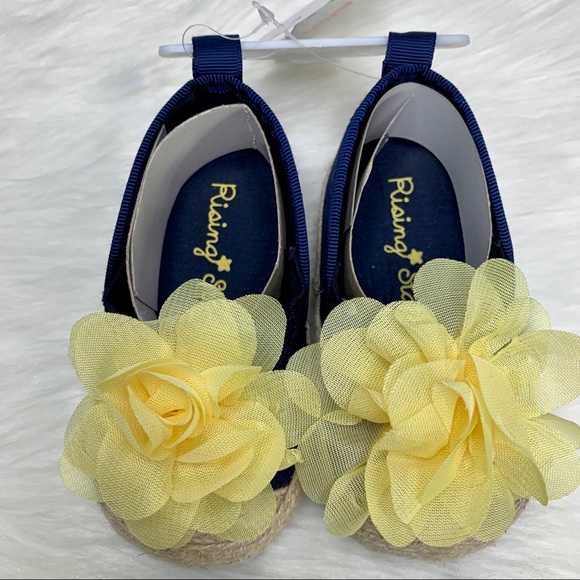 NWT Rising Star Infant Flower Espadrilles, Sz 3 - Picture 3 of 8